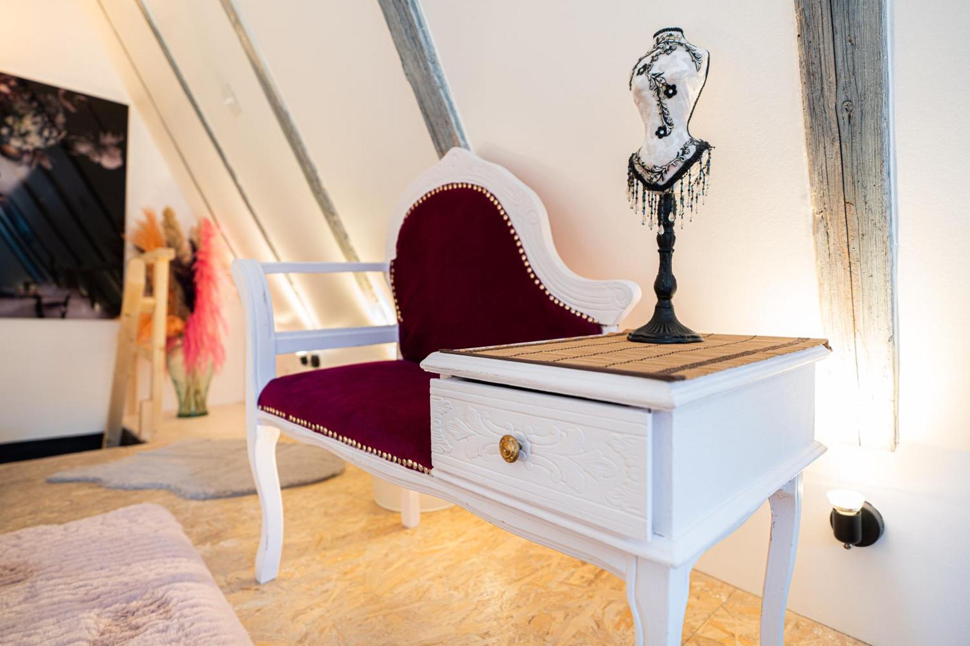 Appartement De La Marquise - Designed By C.M Селеста Экстерьер фото